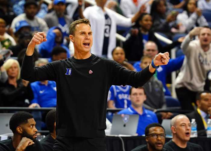 Duke basketball head coach Jon Scheyer